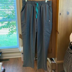 FIGS Cargo scrub pants